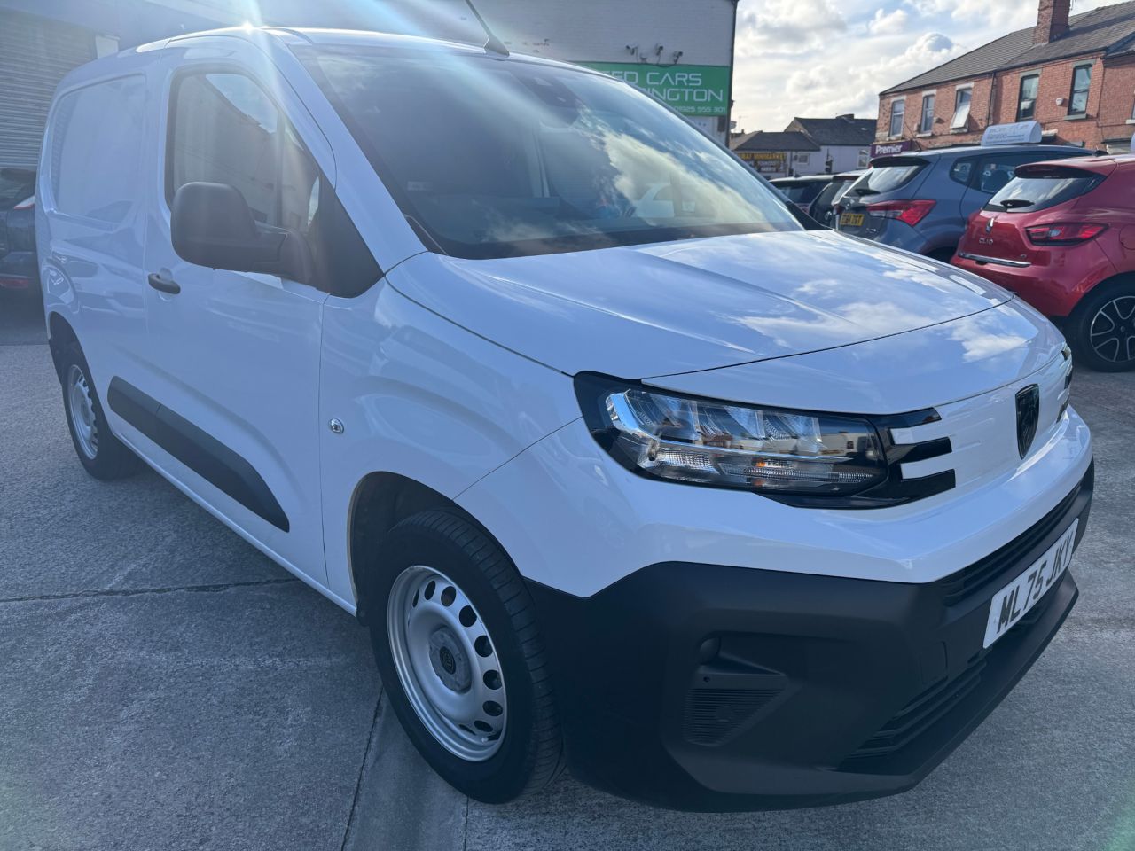 2025 PEUGEOT PARTNER for sale