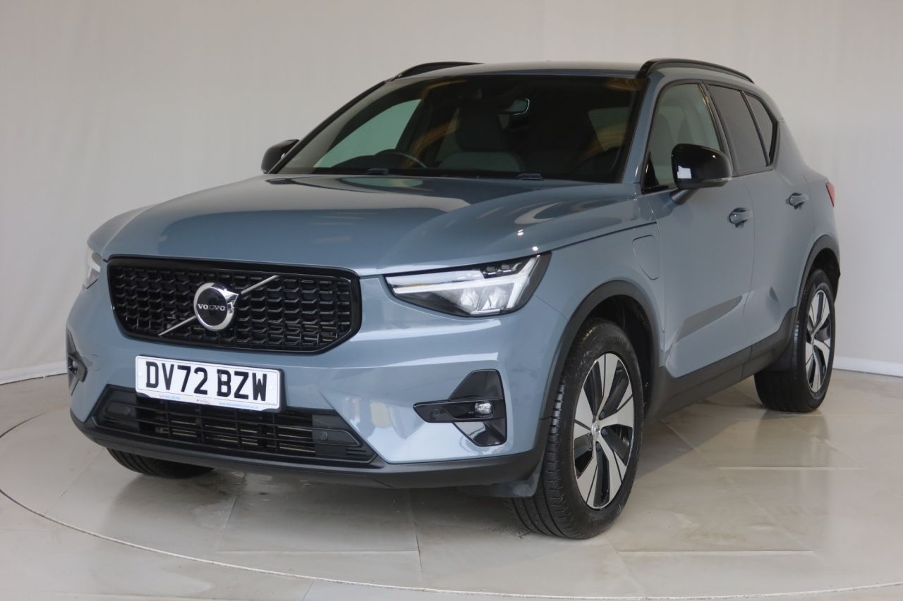2022 VOLVO XC40 for sale