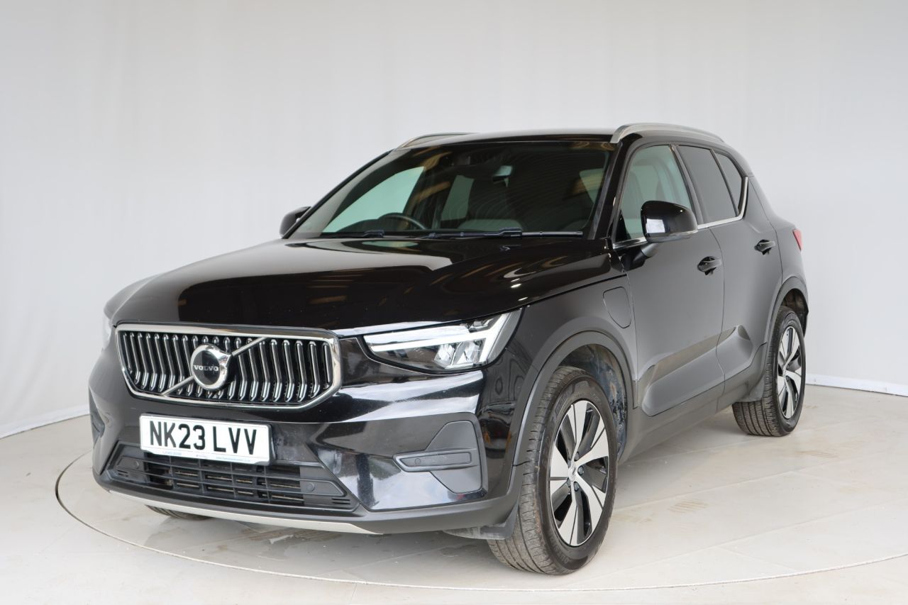 2023 VOLVO XC40 for sale
