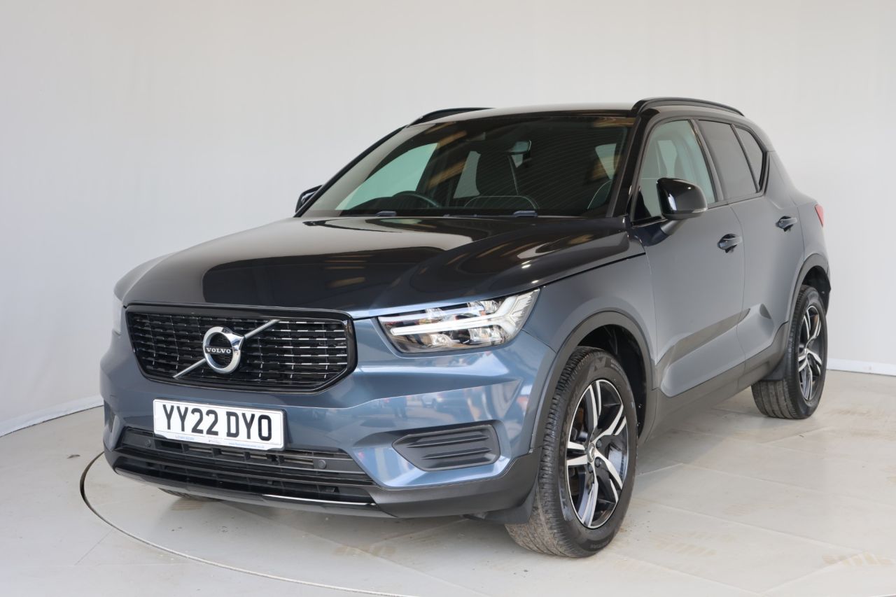 2022 VOLVO XC40 for sale