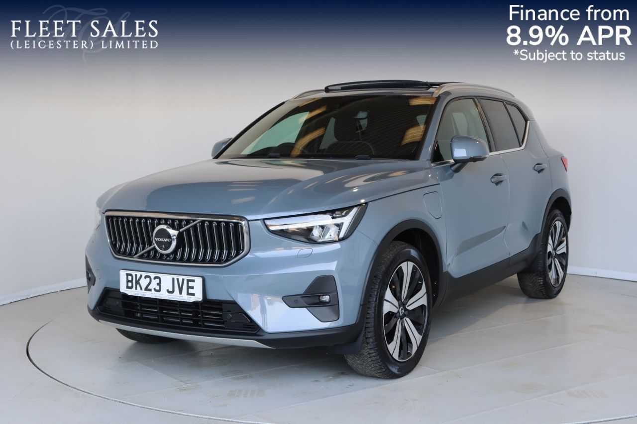 2023 VOLVO XC40 for sale
