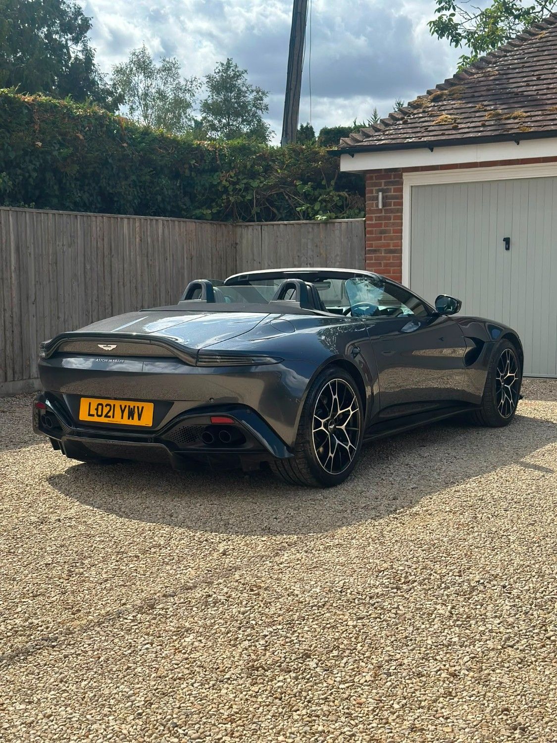 2021 ASTON MARTIN VANTAGE for sale