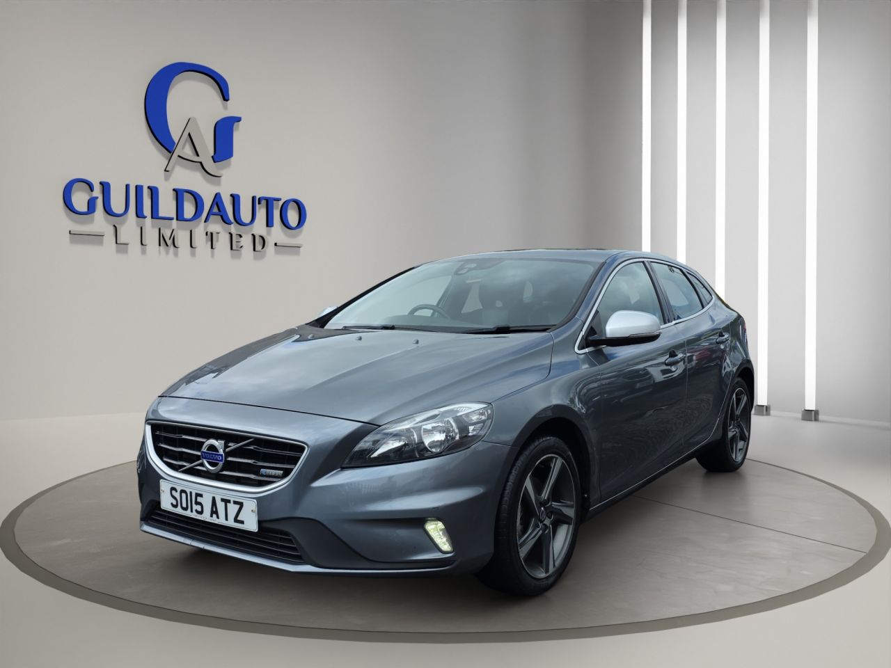 2015 VOLVO V40 for sale