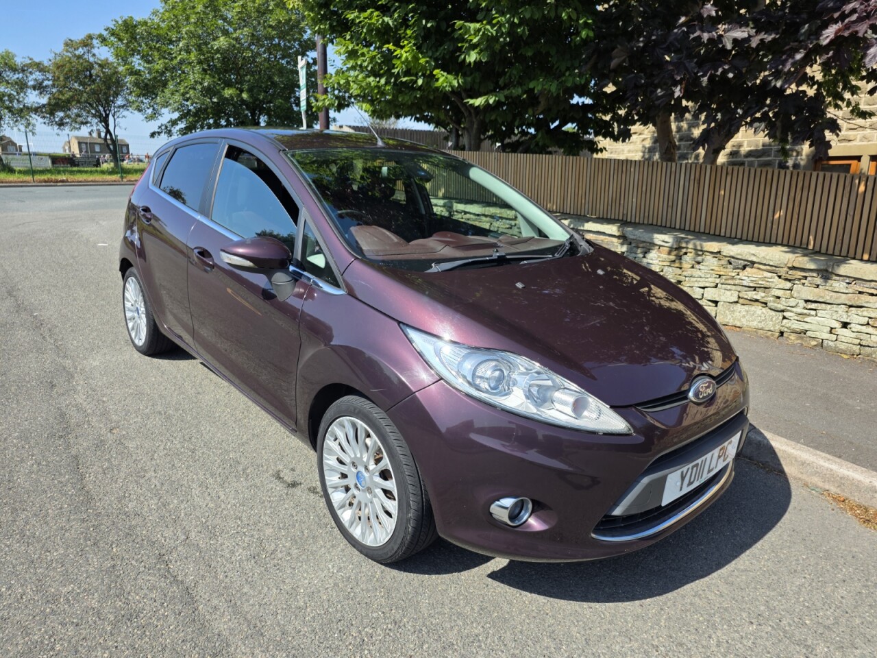 2011 FORD FIESTA for sale