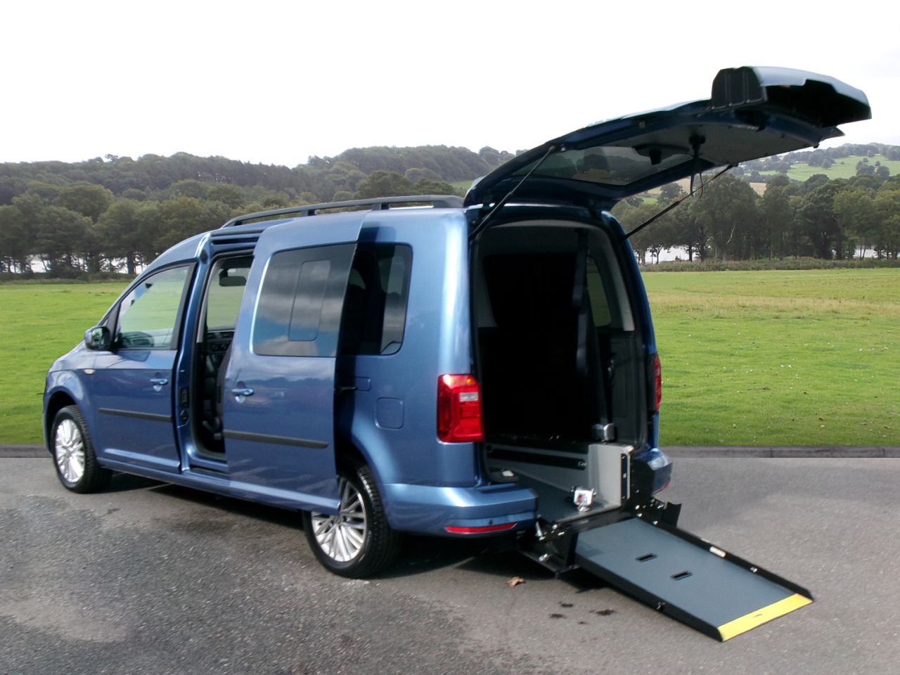 2021 VOLKSWAGEN CADDY MAXI LIFE for sale