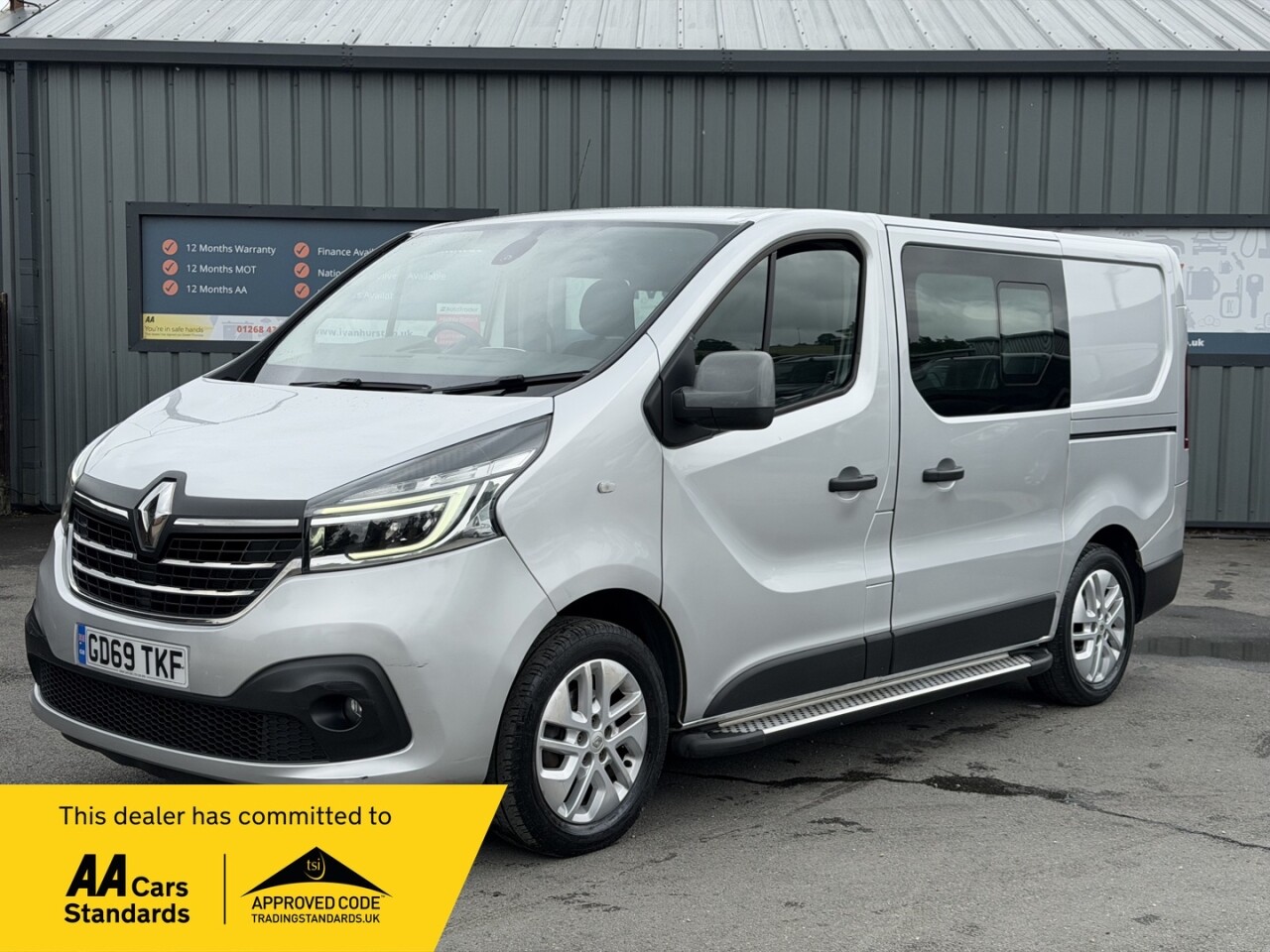 2019 RENAULT TRAFIC for sale