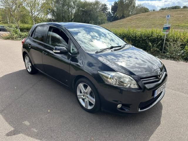 2010 TOYOTA AURIS for sale