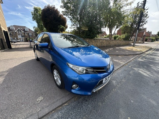 2014 TOYOTA AURIS for sale