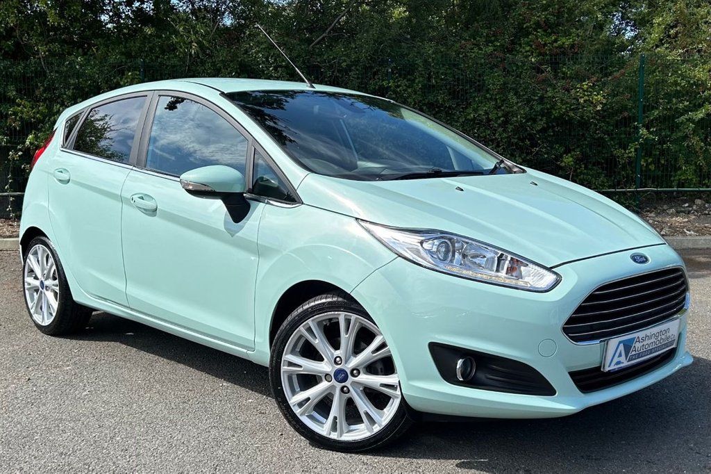 2016 FORD FIESTA for sale
