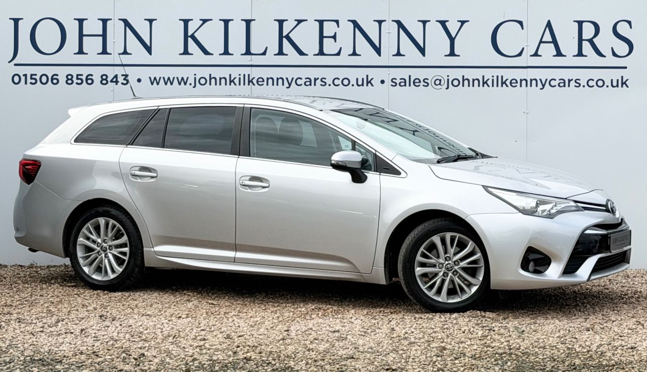 2015 TOYOTA AVENSIS for sale