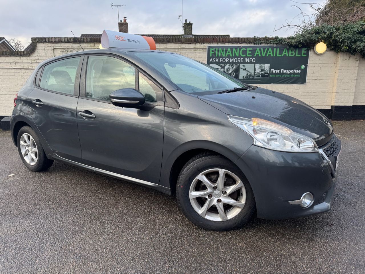 2014 PEUGEOT 208 for sale