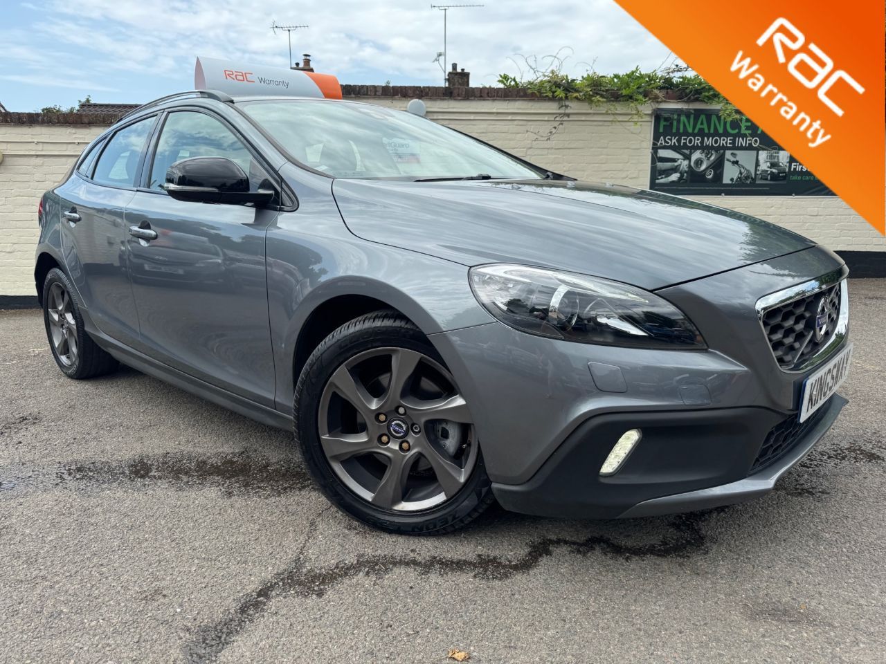 2015 VOLVO V40 CROSS COUNTRY for sale