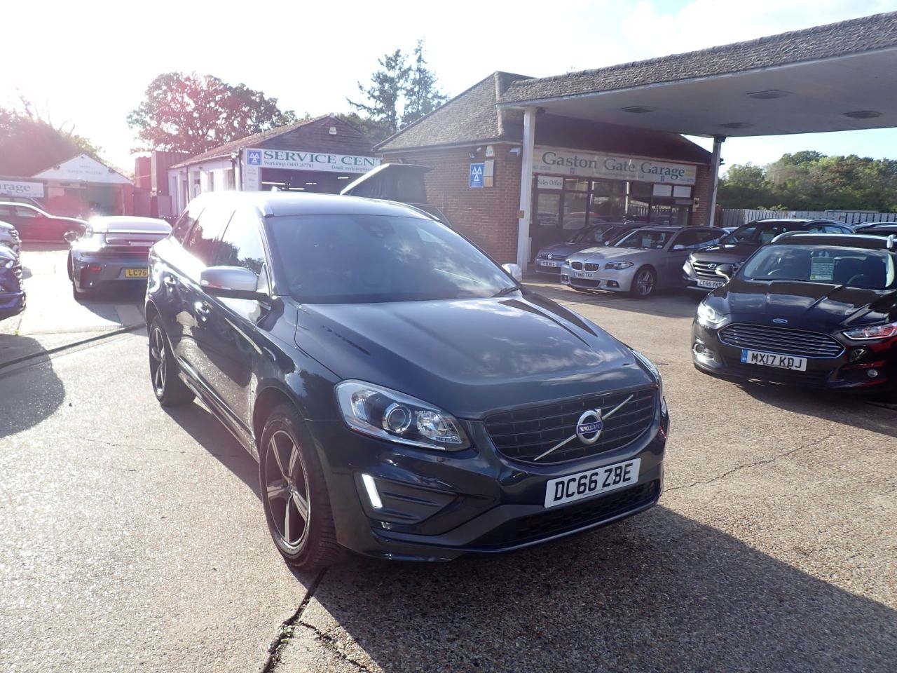 2017 VOLVO XC60 for sale