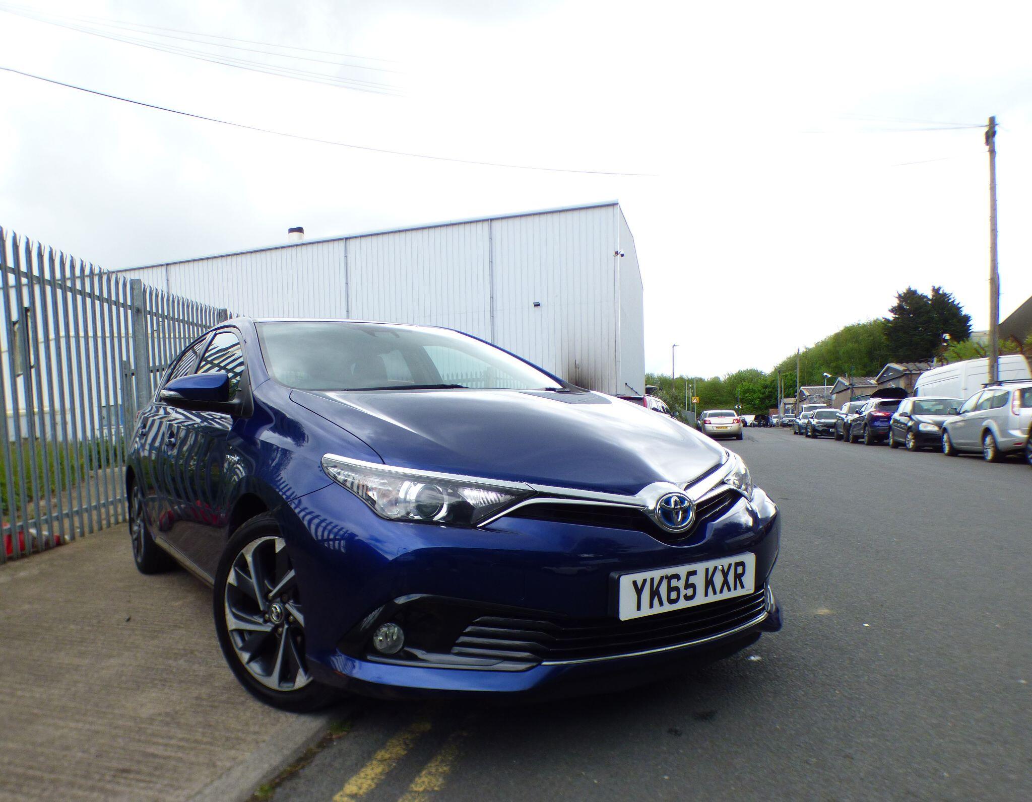 2015 TOYOTA AURIS for sale