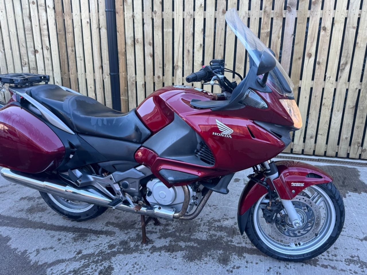 2009 HONDA NT700V DEAUVILLE for sale