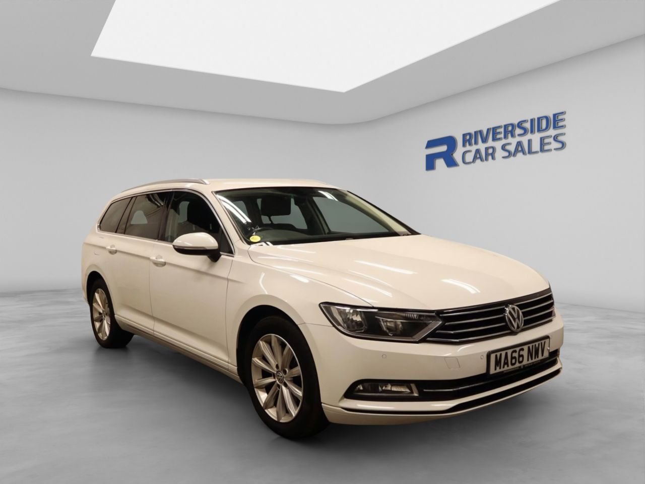 2016 VOLKSWAGEN PASSAT for sale