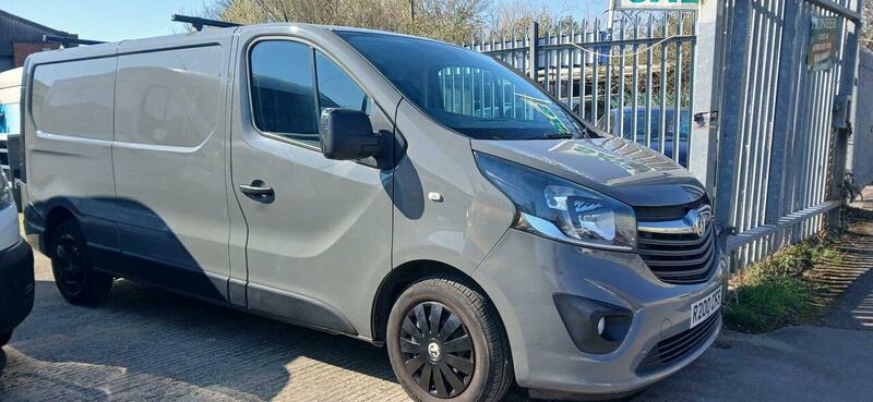 2019 VAUXHALL VIVARO for sale