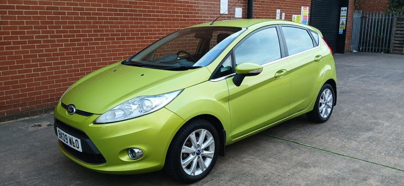 2009 FORD FIESTA for sale