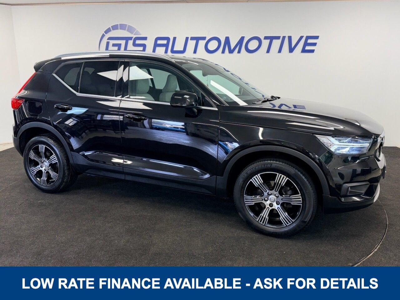 2018 VOLVO XC40 for sale