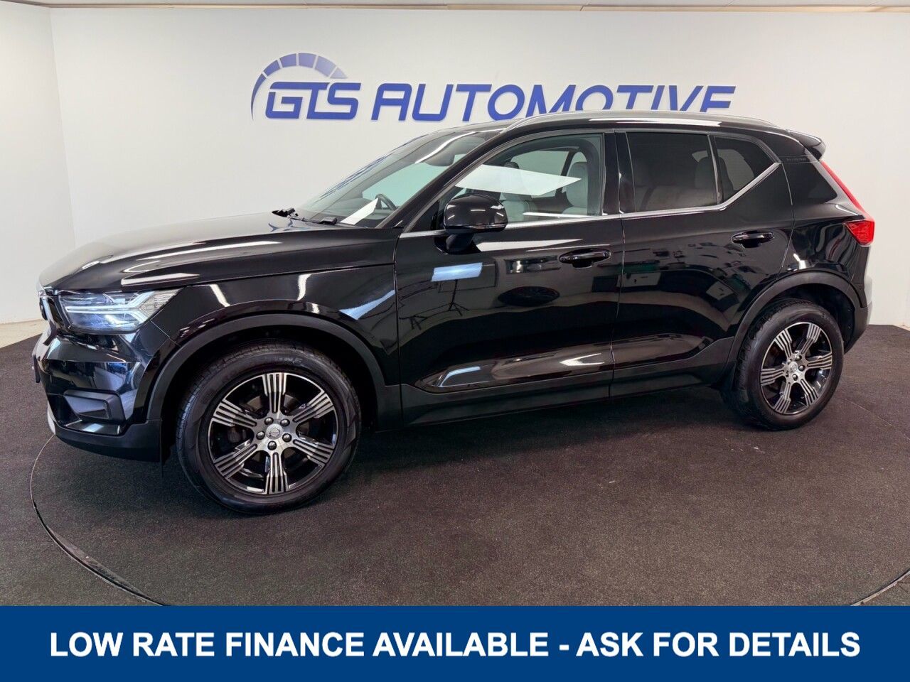 2018 VOLVO XC40 for sale