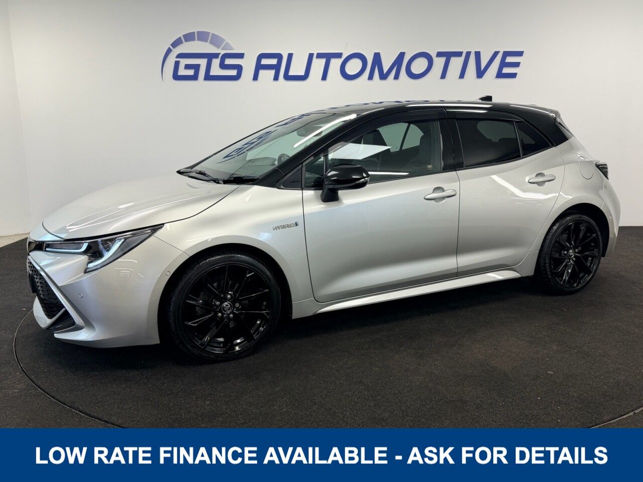 2019 TOYOTA COROLLA for sale