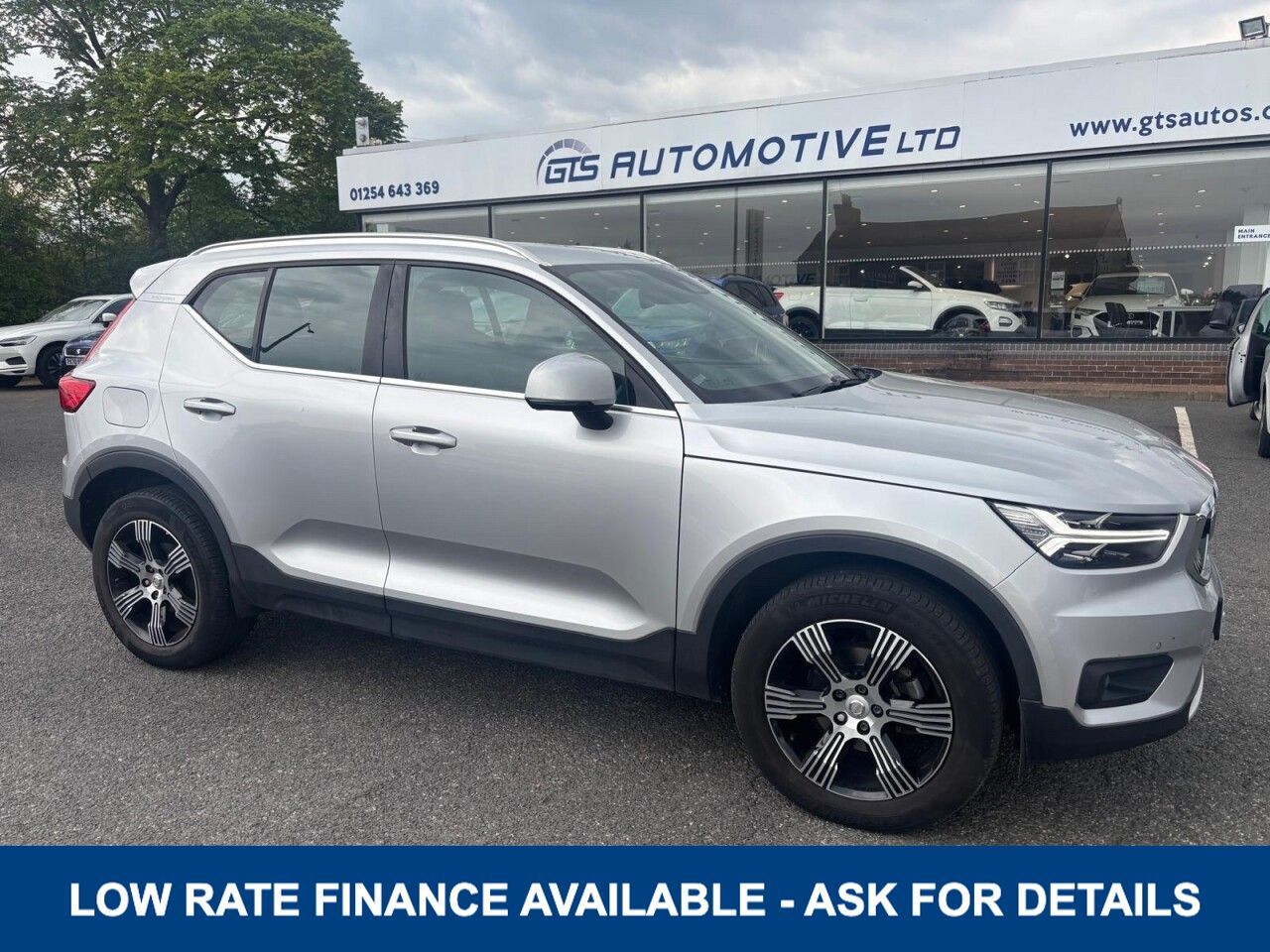 2019 VOLVO XC40 for sale
