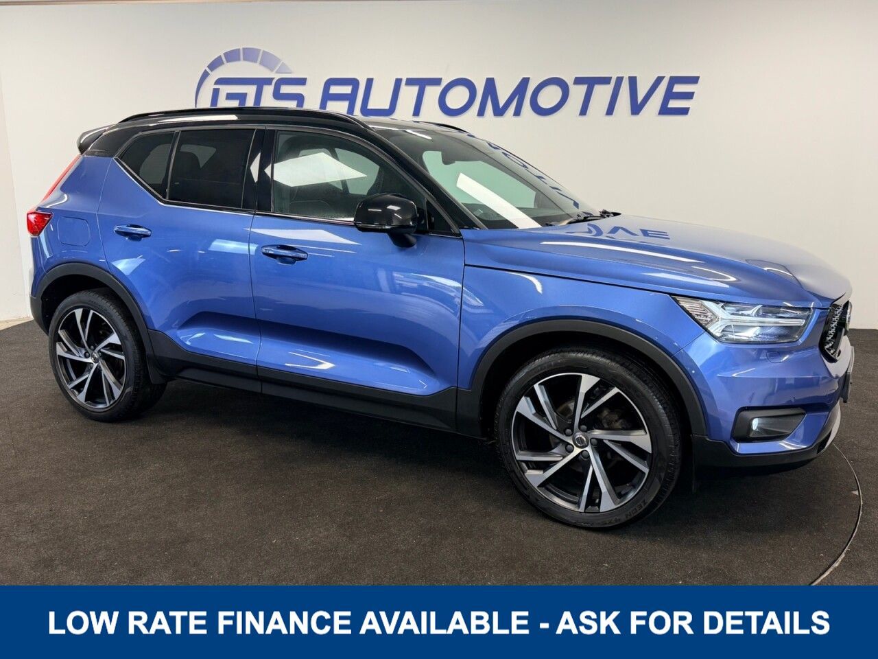 2020 VOLVO XC40 for sale