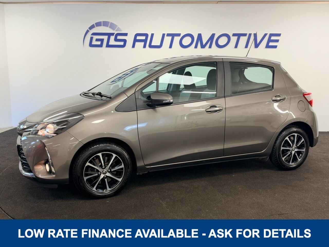2019 TOYOTA YARIS for sale