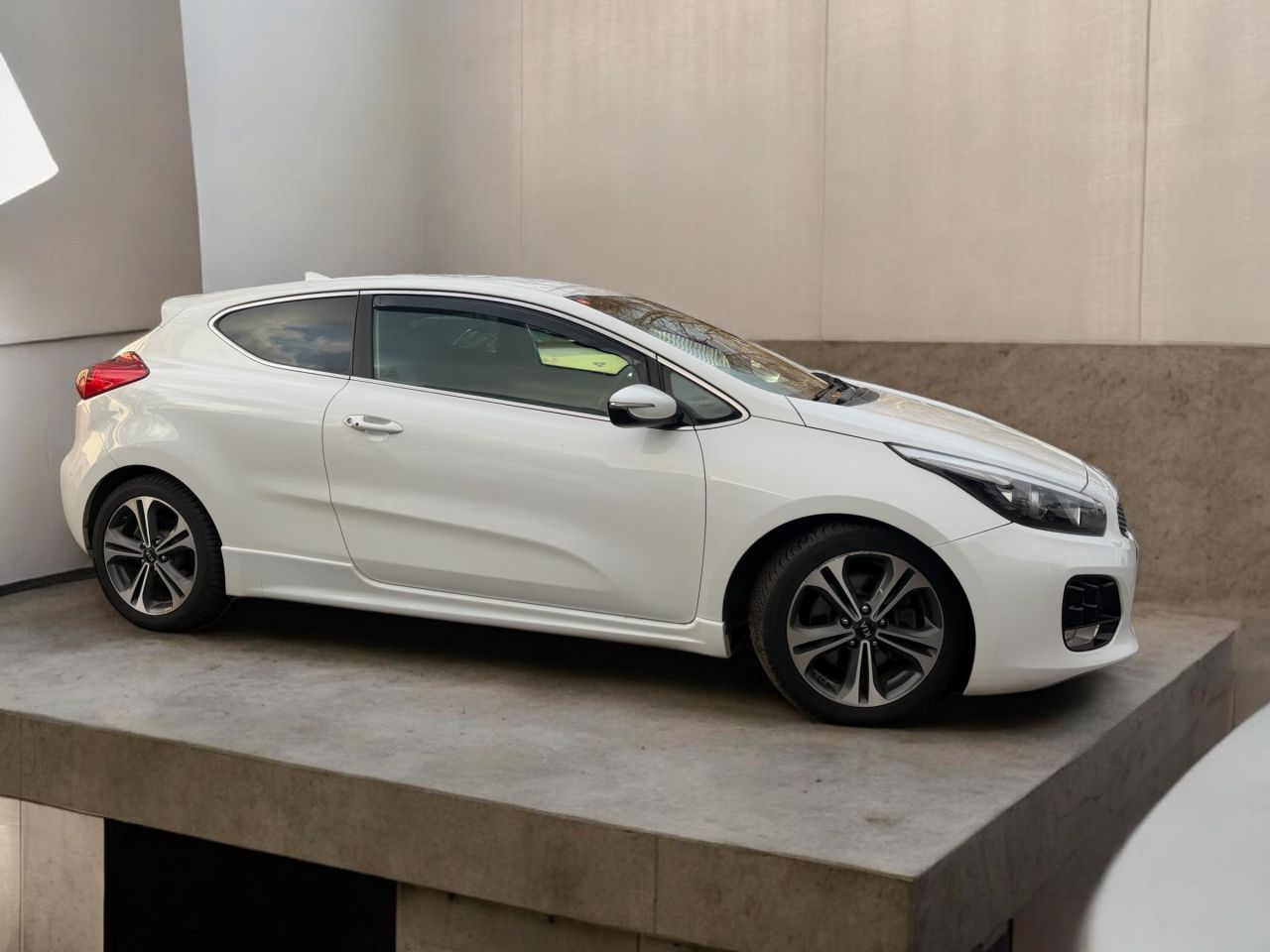 2017 KIA PROCEED for sale