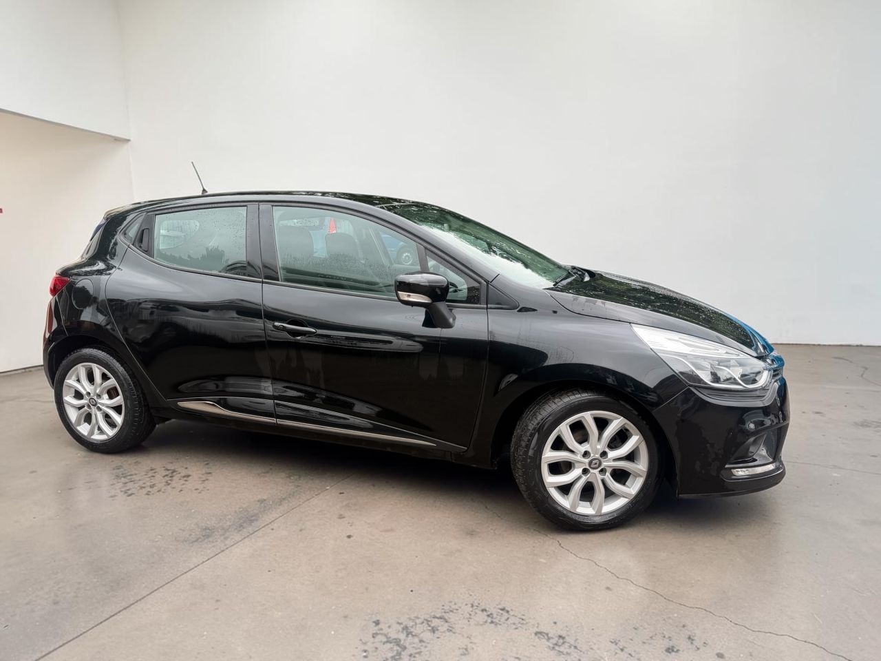 2018 RENAULT CLIO for sale