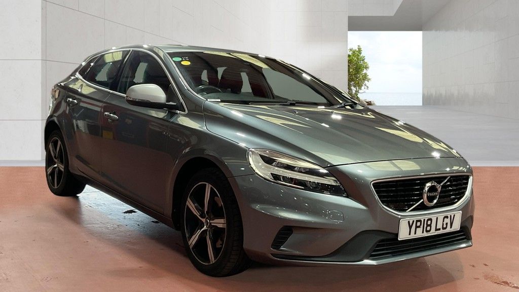 2018 VOLVO V40 for sale