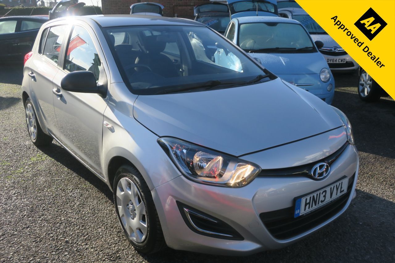 2013 HYUNDAI I20 for sale
