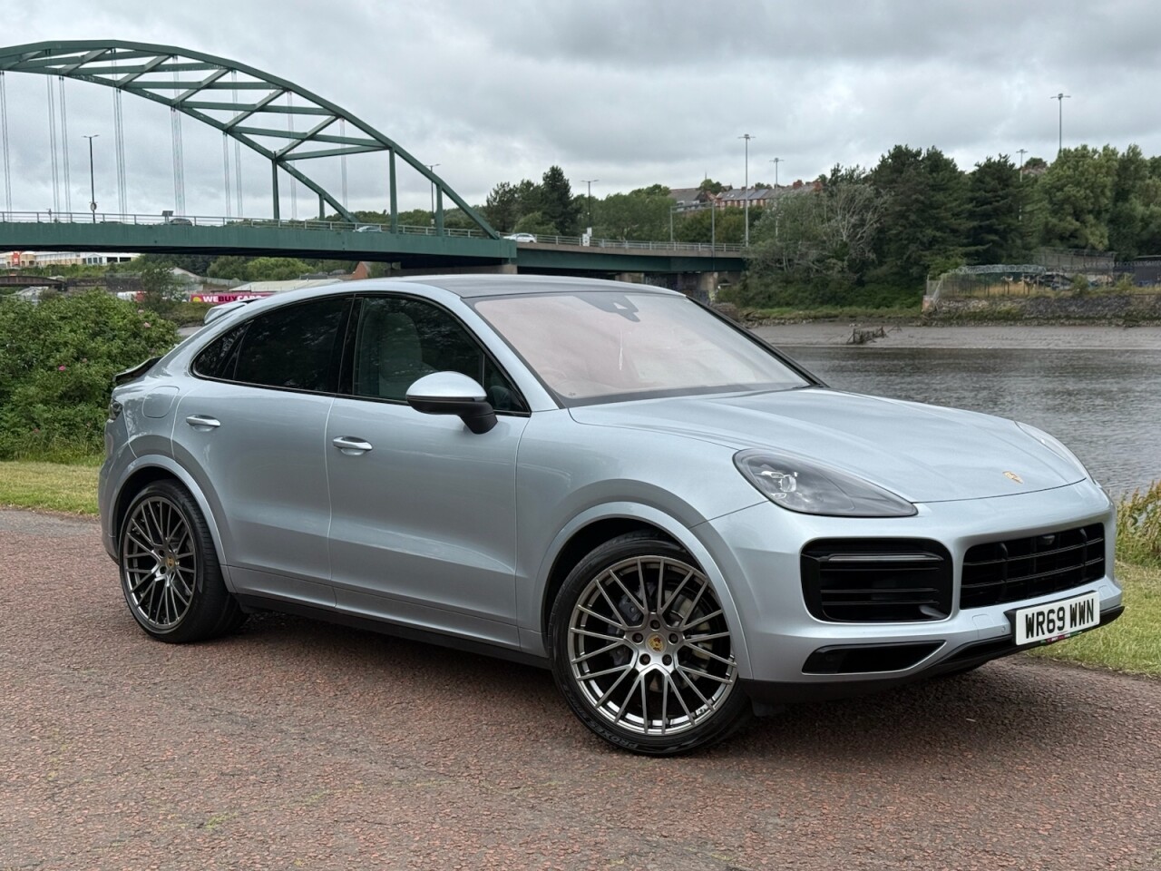 2019 PORSCHE CAYENNE for sale