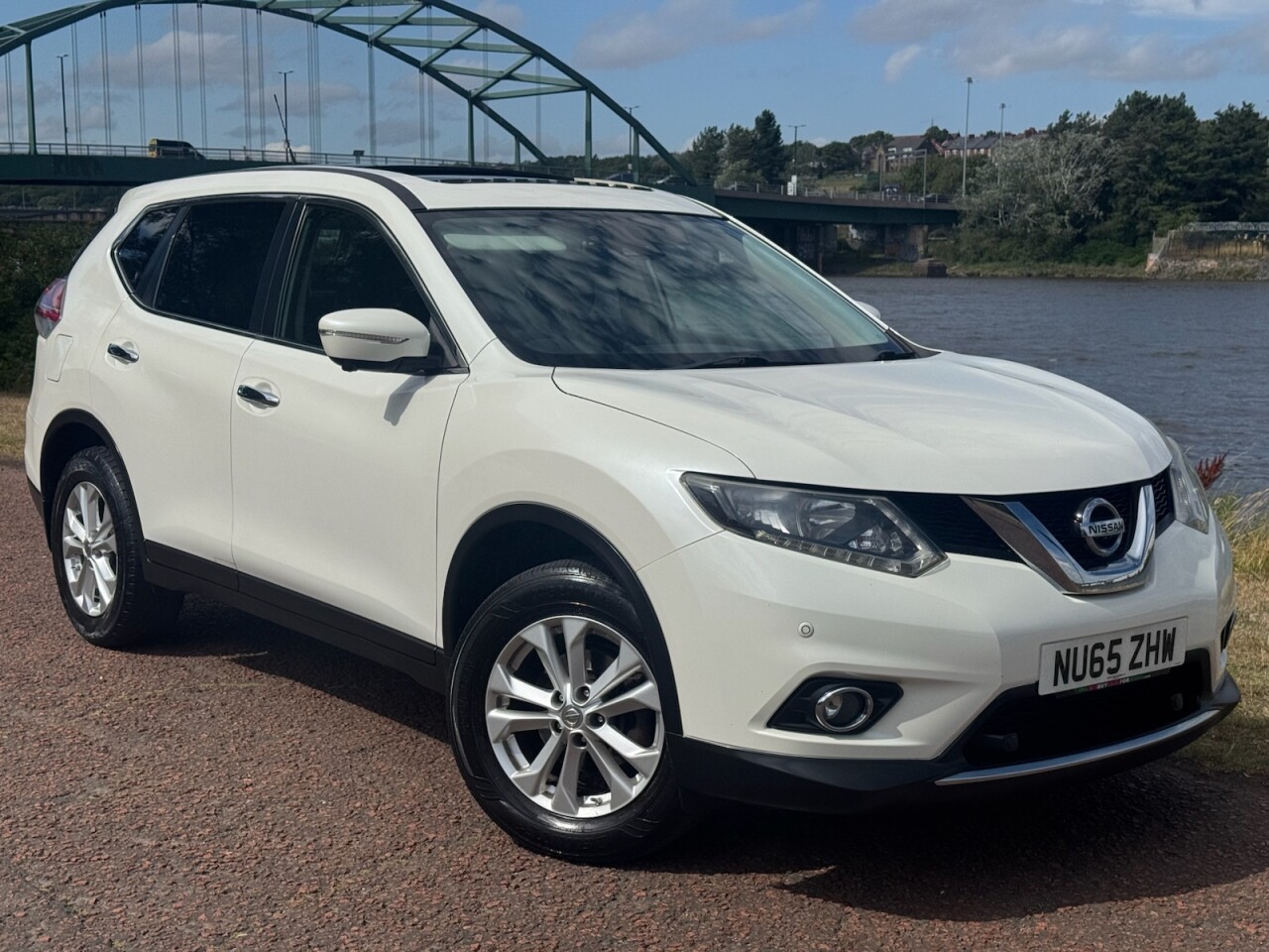 2015 NISSAN X-TRAIL for sale