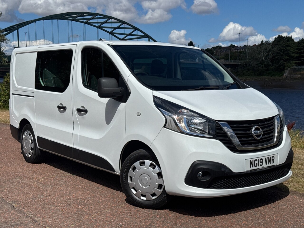 2019 NISSAN NV300 for sale