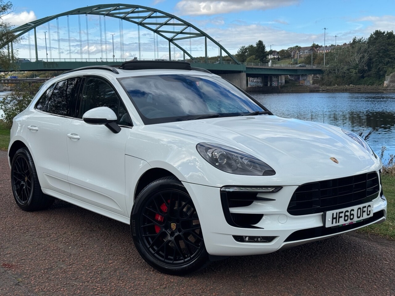 2016 PORSCHE MACAN for sale