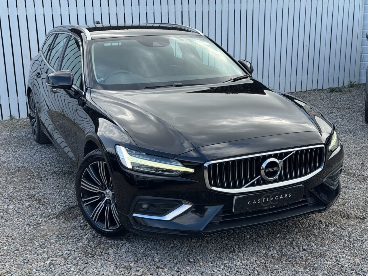2018 VOLVO V60 for sale