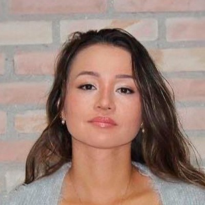 Katia Suzuki