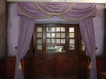 Edgar Alan Poe- Film Set