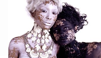 LOOKS : Fashion and Beauty book