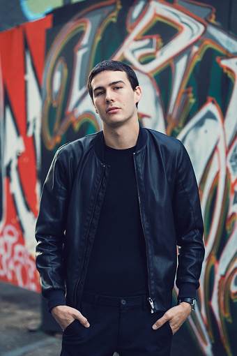 Tiaan | London