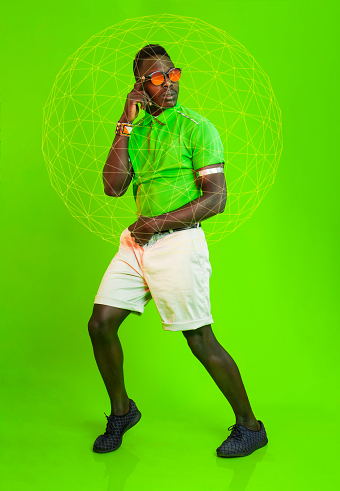 GREEN