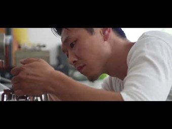 C3 Cafe- Be Different, Feel Good: Citroen Japan