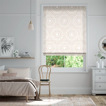 Meade to measure Blinds
