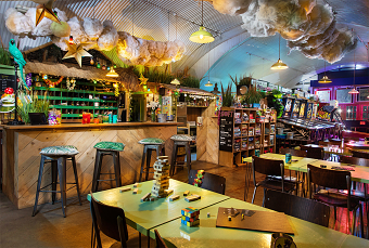 Plonk Crazy Golf - Venue Design
