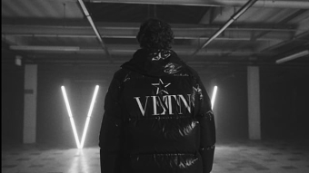 Valentino VLTN Star
