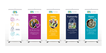 Set of pull-up banners