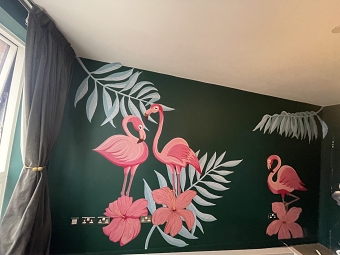 Flamingos mural