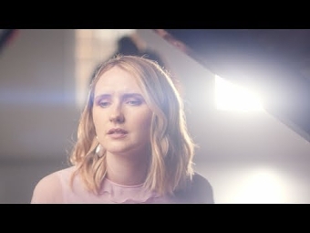 Lilla Vargen 'Solitary'