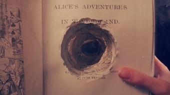 ALICE IN WONDERLAND COLLECTION